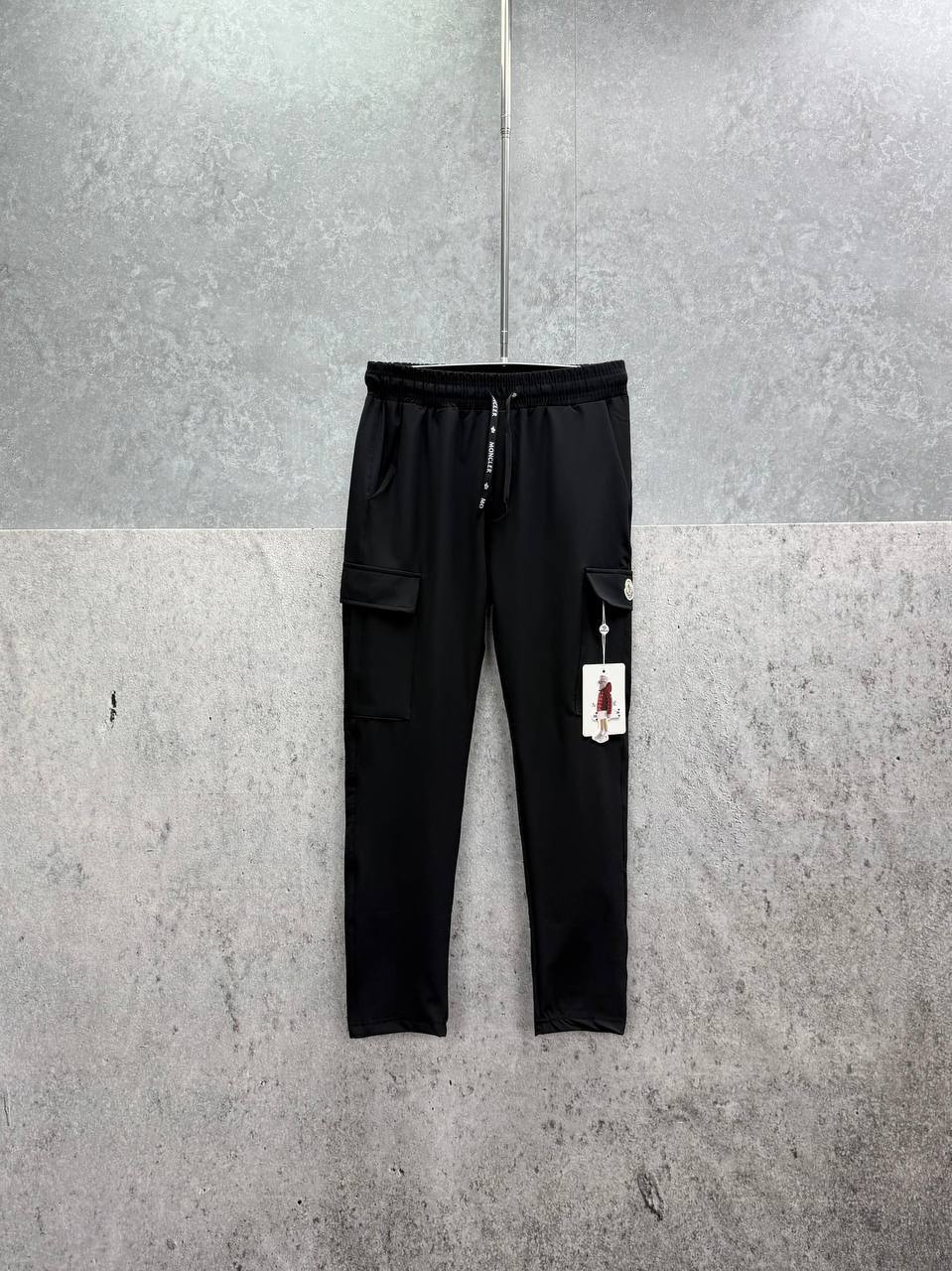 Moncler Logo-Patch Men's Black Cargo Pants in Multiple Waist Sizes Reps Sale UK Best Quality AAA Replica