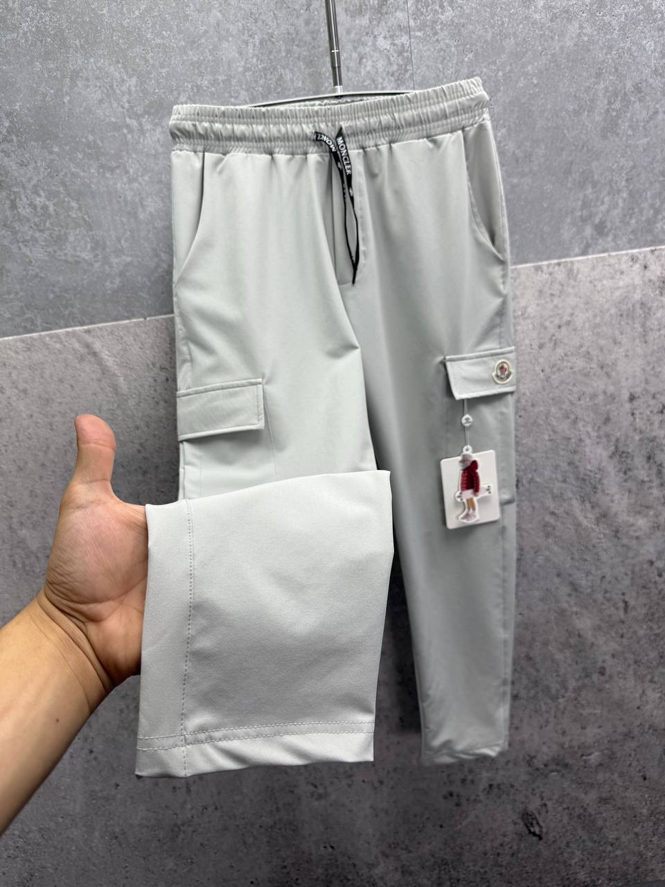 Moncler Logo-Patch Men's Grey Cargo Pants in Multiple Waist Sizes Reps Sale UK Best Quality AAA Replica