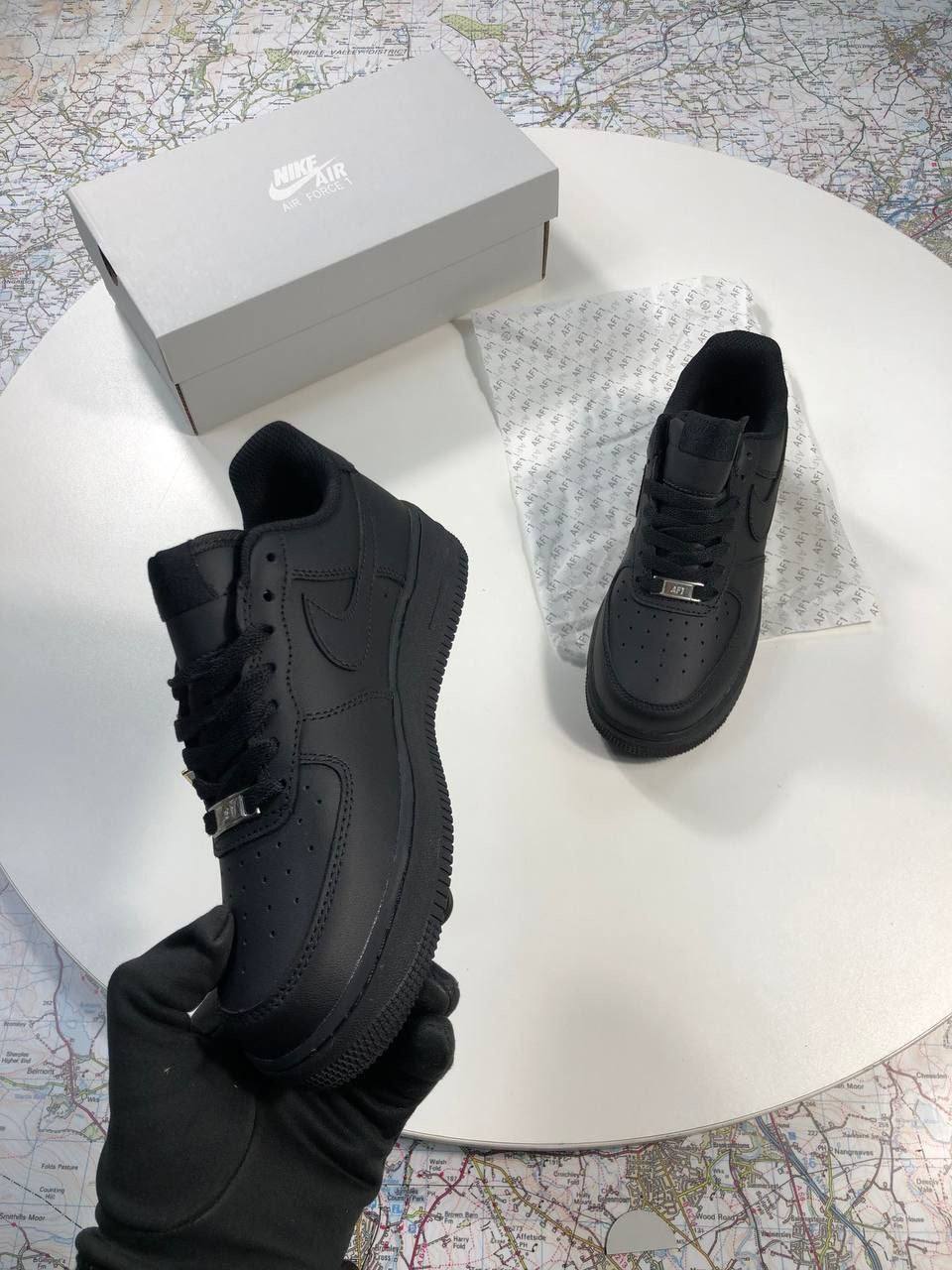 Nike Air Force 1 Low '07 "Triple Black" Ref: CW2288-001 Sneakers Women's Reps Sale UK Best Quality AAA Replica