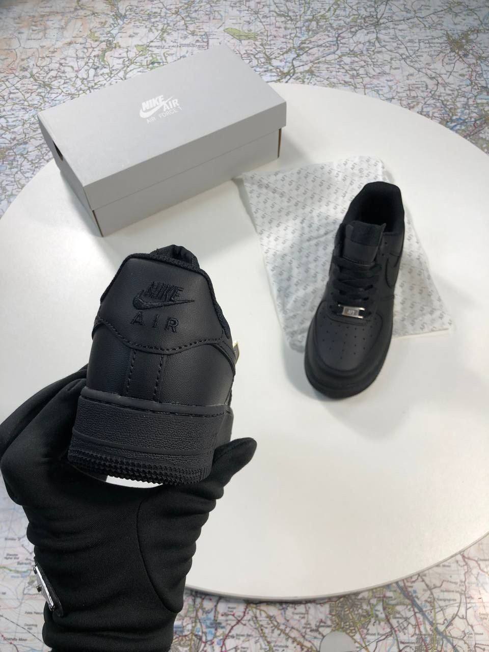 Nike Air Force 1 Low '07 "Triple Black" Ref: CW2288-001 Sneakers Women's Reps Sale UK Best Quality AAA Replica