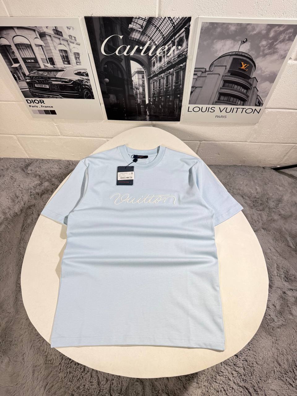Louis Vuitton Cursive Embellished Signature Men's Women's in Different Colors T-Shirts Reps UK Best Quality AAA Replica