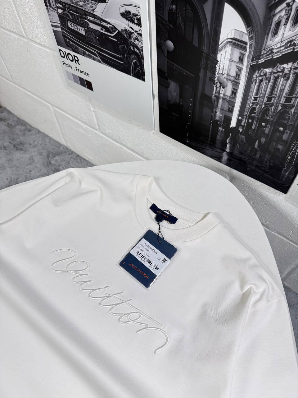 Louis Vuitton Cursive Embellished Signature Men's Women's in Different Colors T-Shirts Reps UK Best Quality AAA Replica