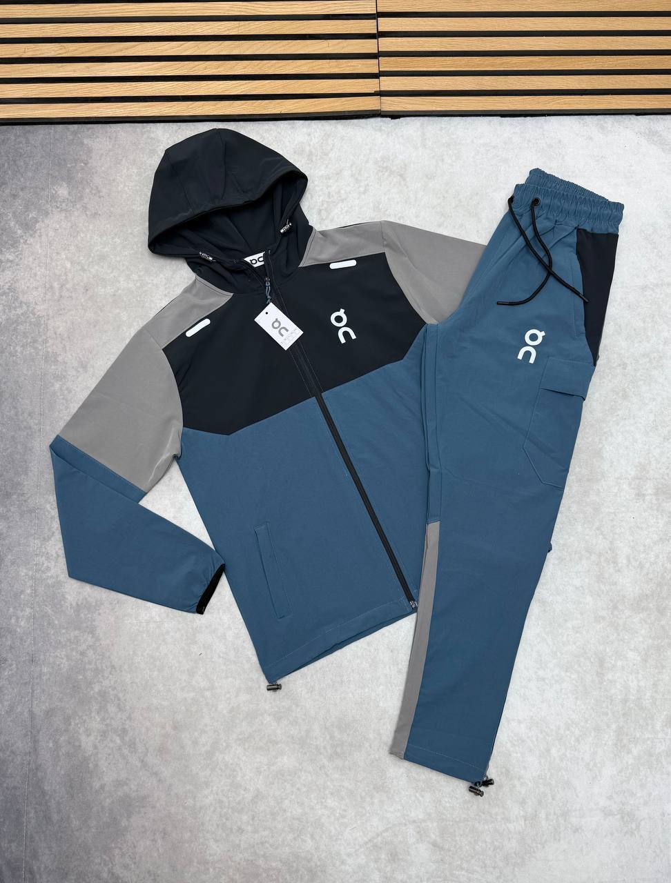 On Cloud Running Multi-Tone Hooded Tracksuit Men's Blue/Grey Reps Sale UK Best Quality AAA Quality Replica