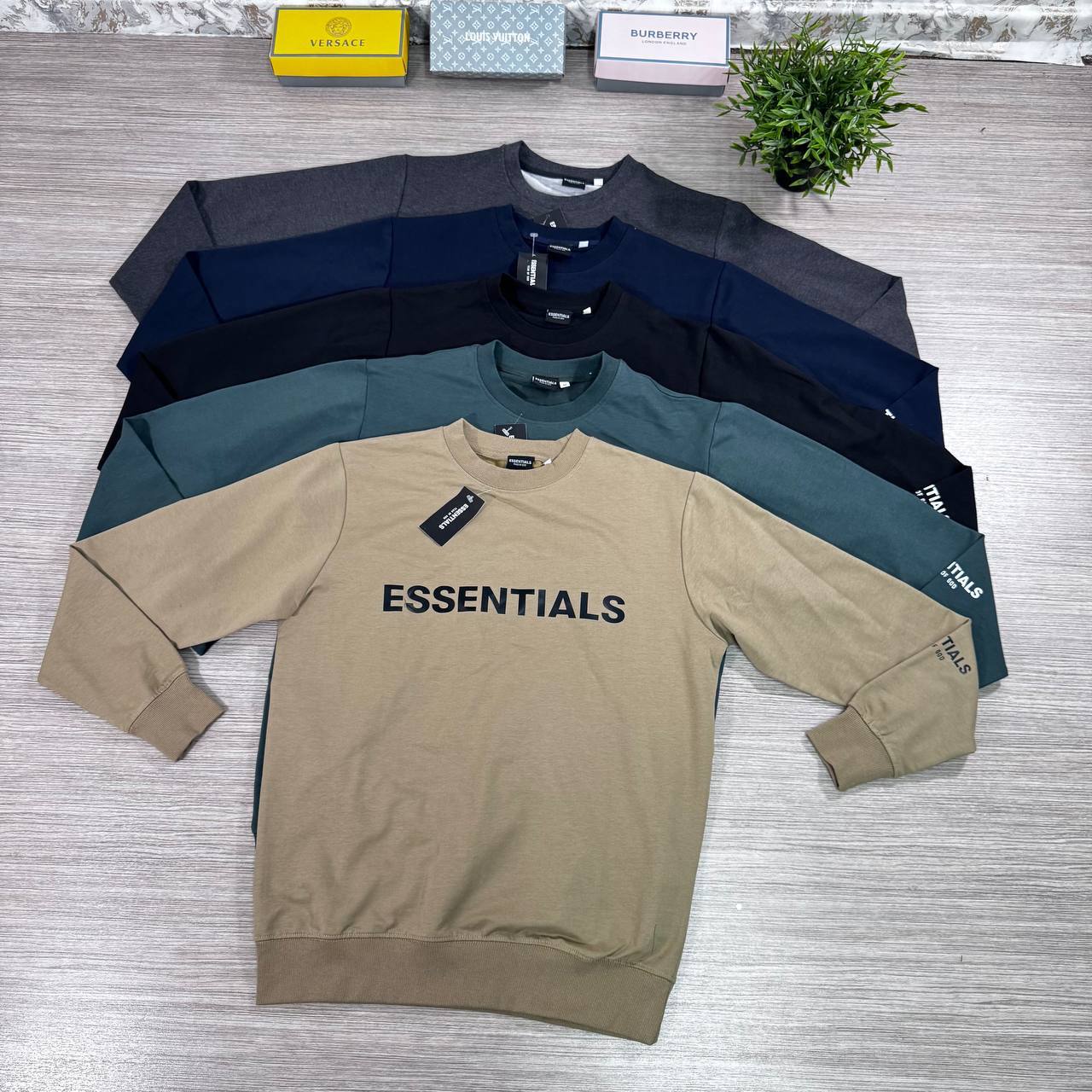 Essentials Fear of God Big Logo Jumpers Men's Women's in Different Colors Reps Sale UK Best Quality AAA Replica