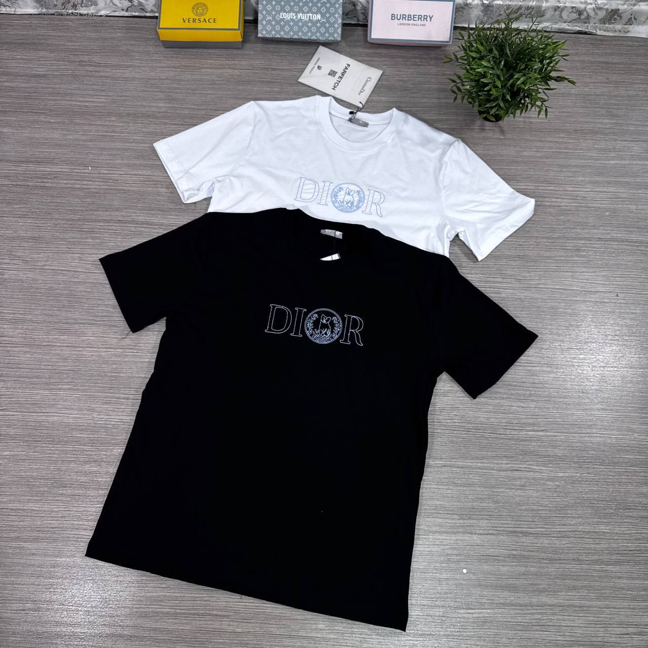 Dior Hylton Nel Logo Printed Men's Women's T-Shirt in 2 Colors Reps UK Best Quality AAA Replica