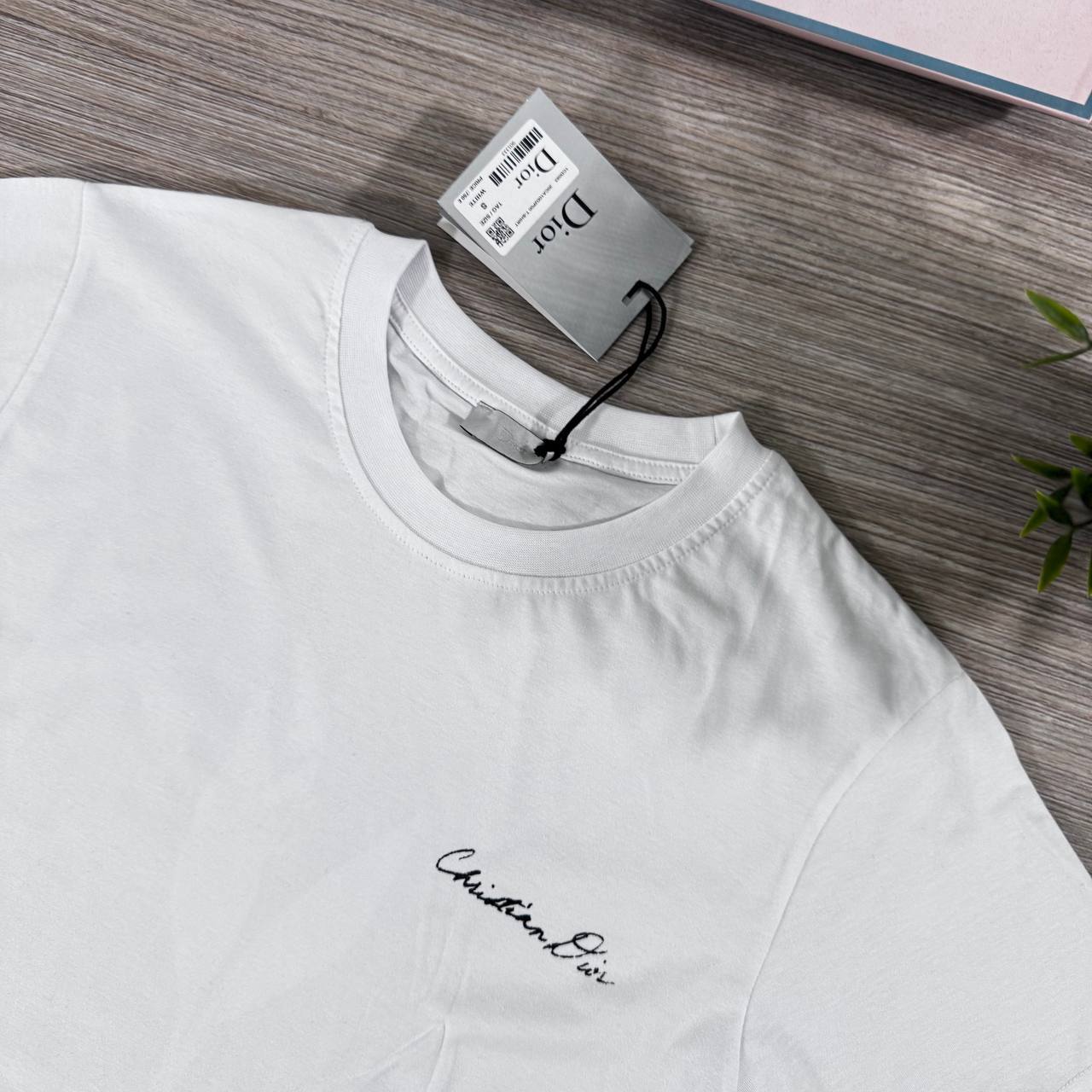 Dior Lily of the Valley Men's Women's T-Shirts in 2 Colors Reps Sale UK Best Quality AAA Replica