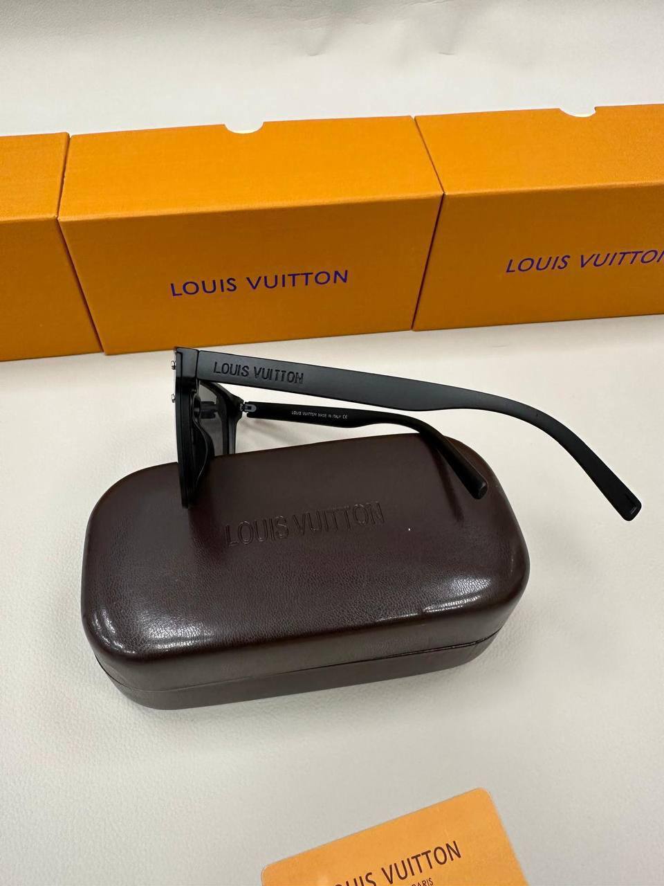 Louis Vuitton Black Plastic Square Frame Waimea Sunglasses Men's Women's Reps Sale UK Best Quality Sale AAA Replica