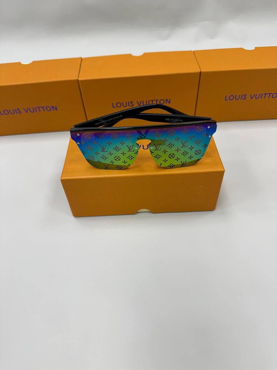 Louis Vuitto LV Waimea Multicolor Square Frame Sunglasses Men's Women's Reps Sale UK Best Quality Sale AAA Replica