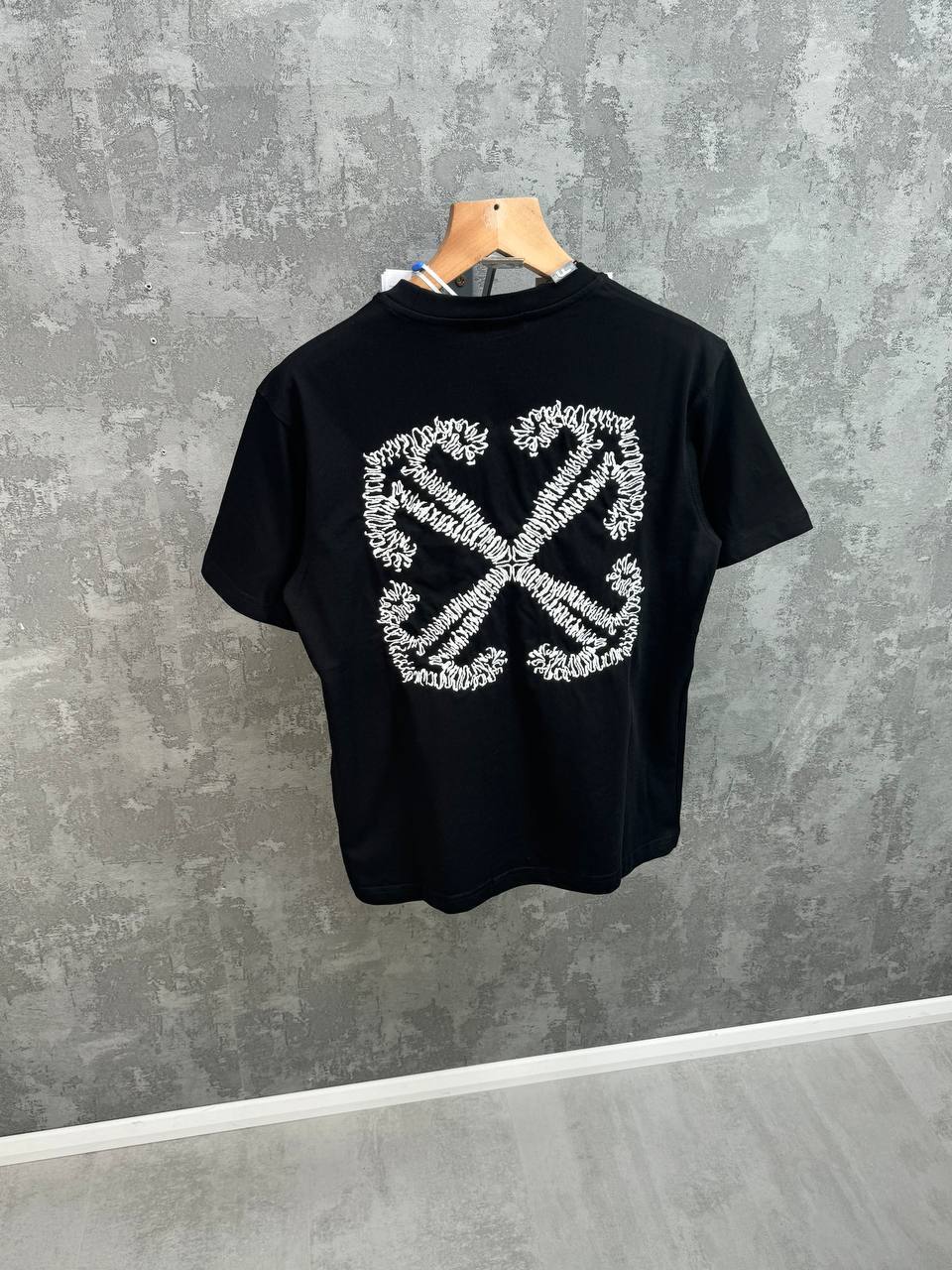 Off-White Tattoo Arrow Skate Men's Women's T-Shirts in Different Colors Reps UK Best Quality AAA Replica