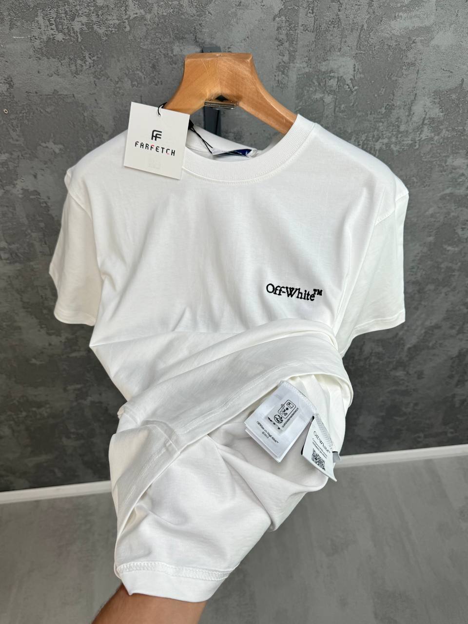 Off-White Tattoo Arrow Skate Men's Women's T-Shirts in Different Colors Reps Sale UK Best Quality AAA Replica