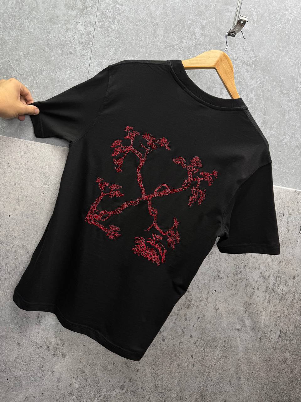 Off-White Arrows Motif Cotton Floral Embroidery Men's Women's T-Shirts in 2 Colors Reps Sale UK Best Quality AAA Replica