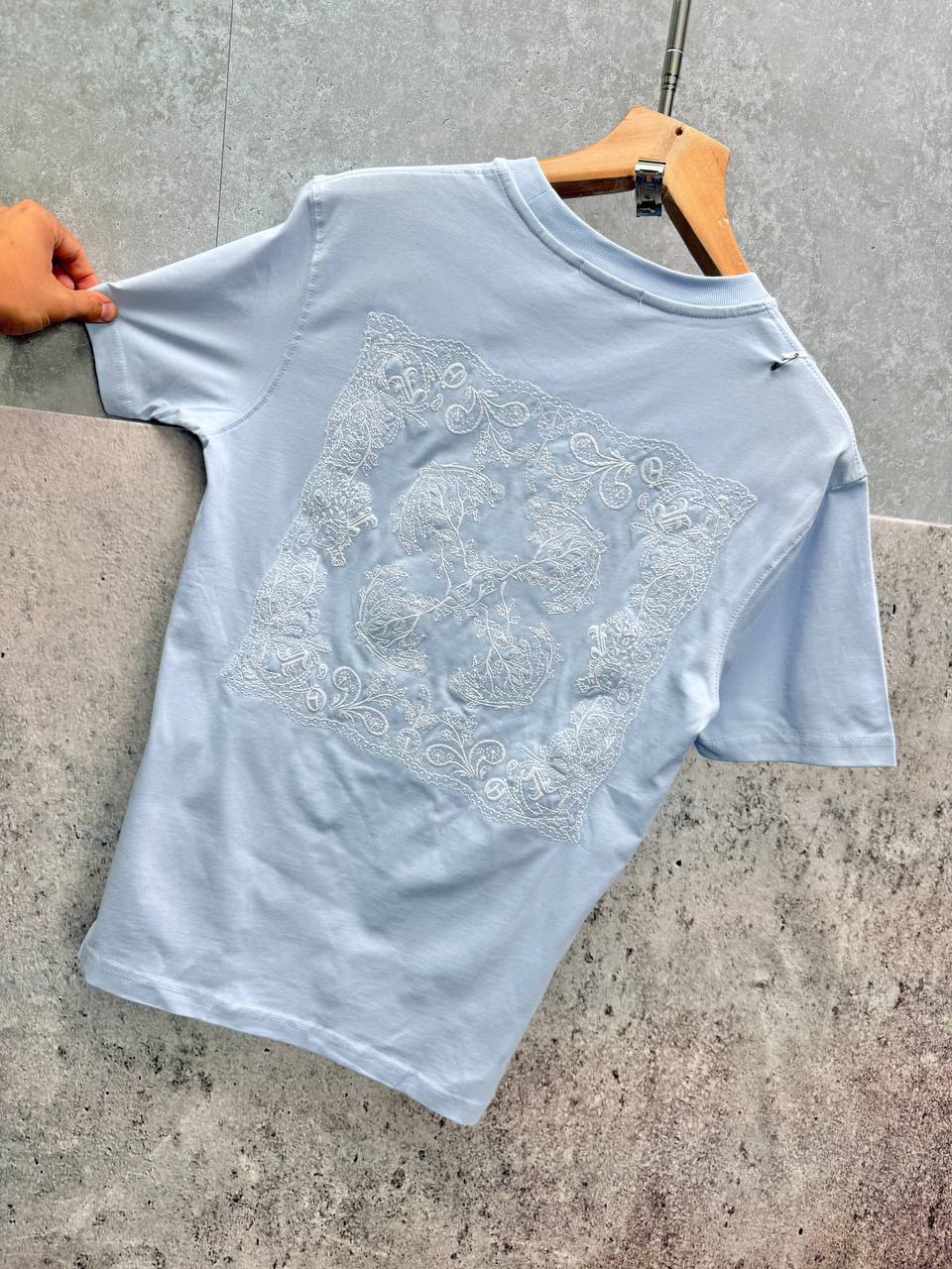 Off-White Tattoo Bandana Arrow Skate Men's Women's T-Shirts in Different Colors Reps Sale UK Best Quality AAA Replica