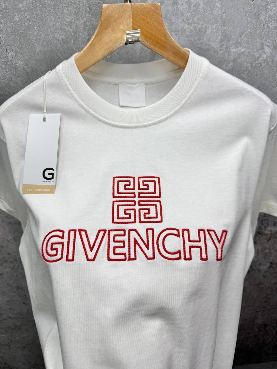 Givenchy 4G Slim Fit Men's Women's T-Shirts in 2 Colors Reps Sale UK Best Quality AAA Replica