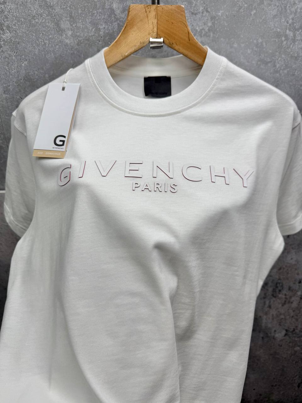 Givenchy Reflective Logo Cotton Men's Women's T-Shirts in 2 Colors Reps Sale UK Best Quality AAA Replica