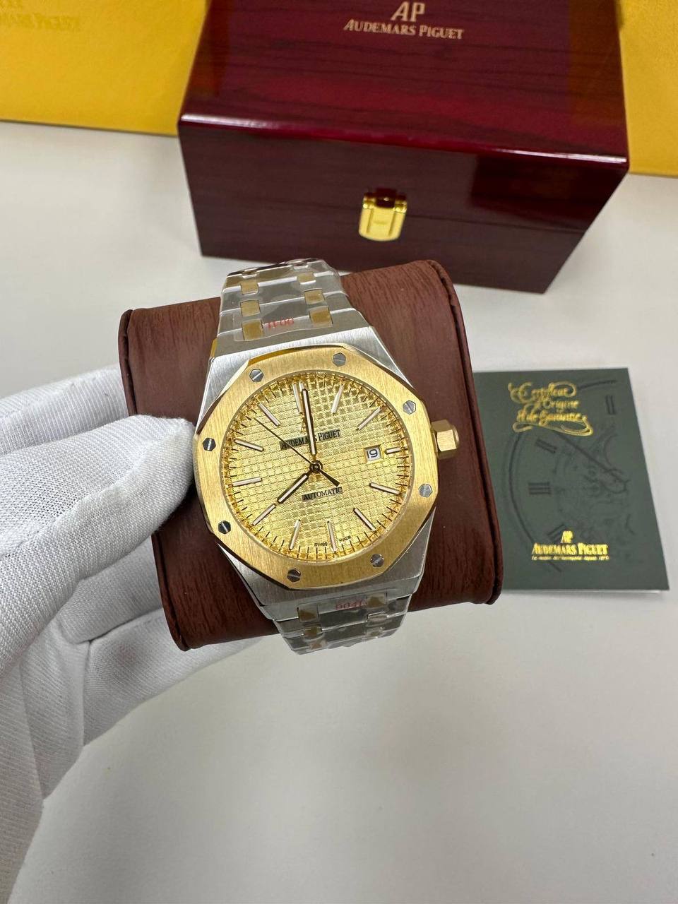 Audemars Piguet Royal Oak Two Tone Gold Dial Men's Watch Reps Sale UK Best Quality AAA Replica