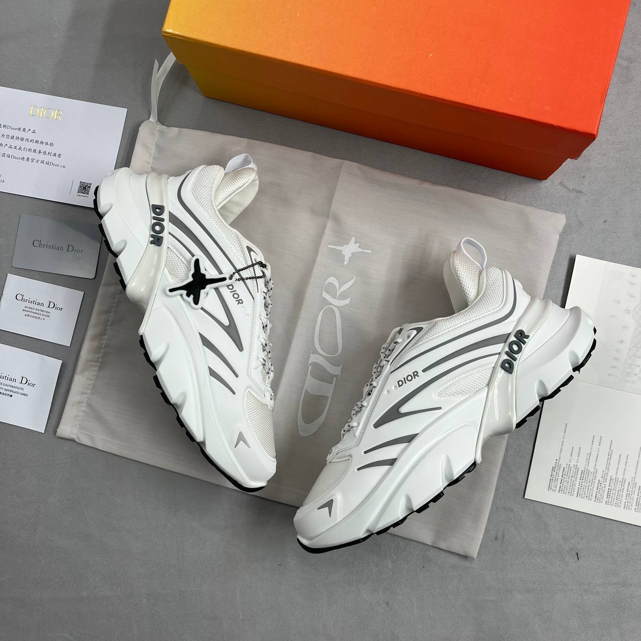 Dior B44 Blade Runner "White" Men's Trainers Reps Sale UK Best Quality AAA Replica