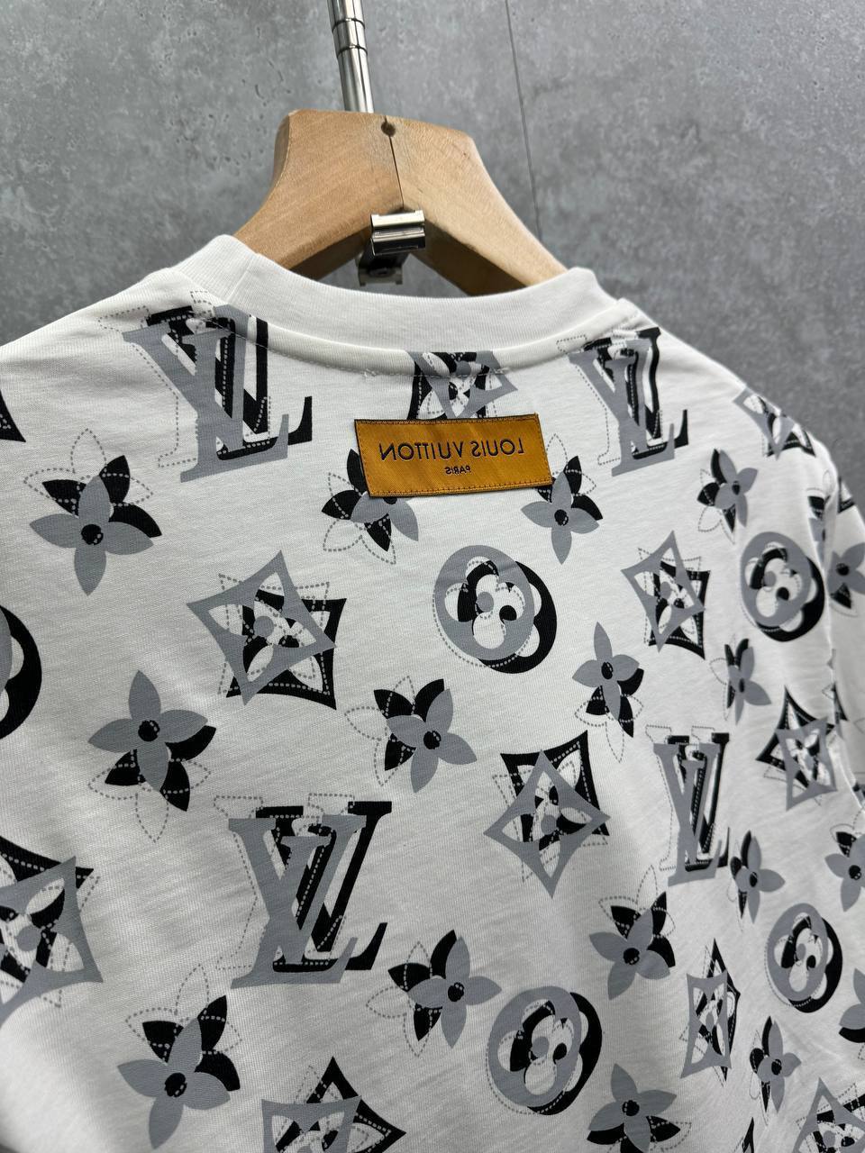 Louis Vuitton 3D Monogram Full Print T-Shirts Men's Women's in 2 Colors Reps Sale UK Best Quality AAA Replica