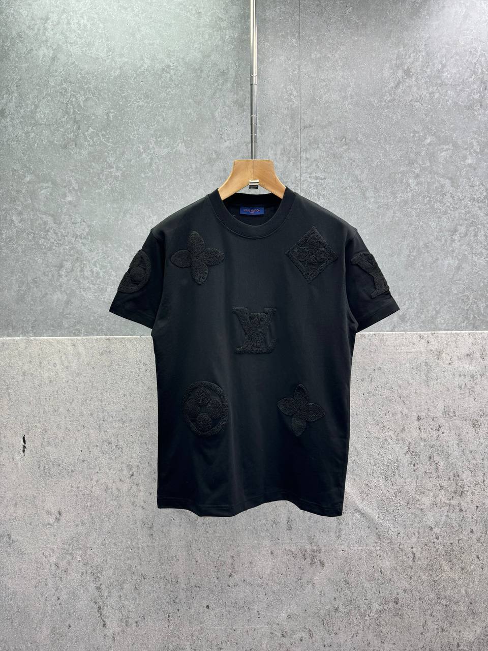 Louis Vuitton LV Patterned Monogram T-Shirts Men's Women's in 2 Colors Reps Sale UK Best Quality AAA Replica