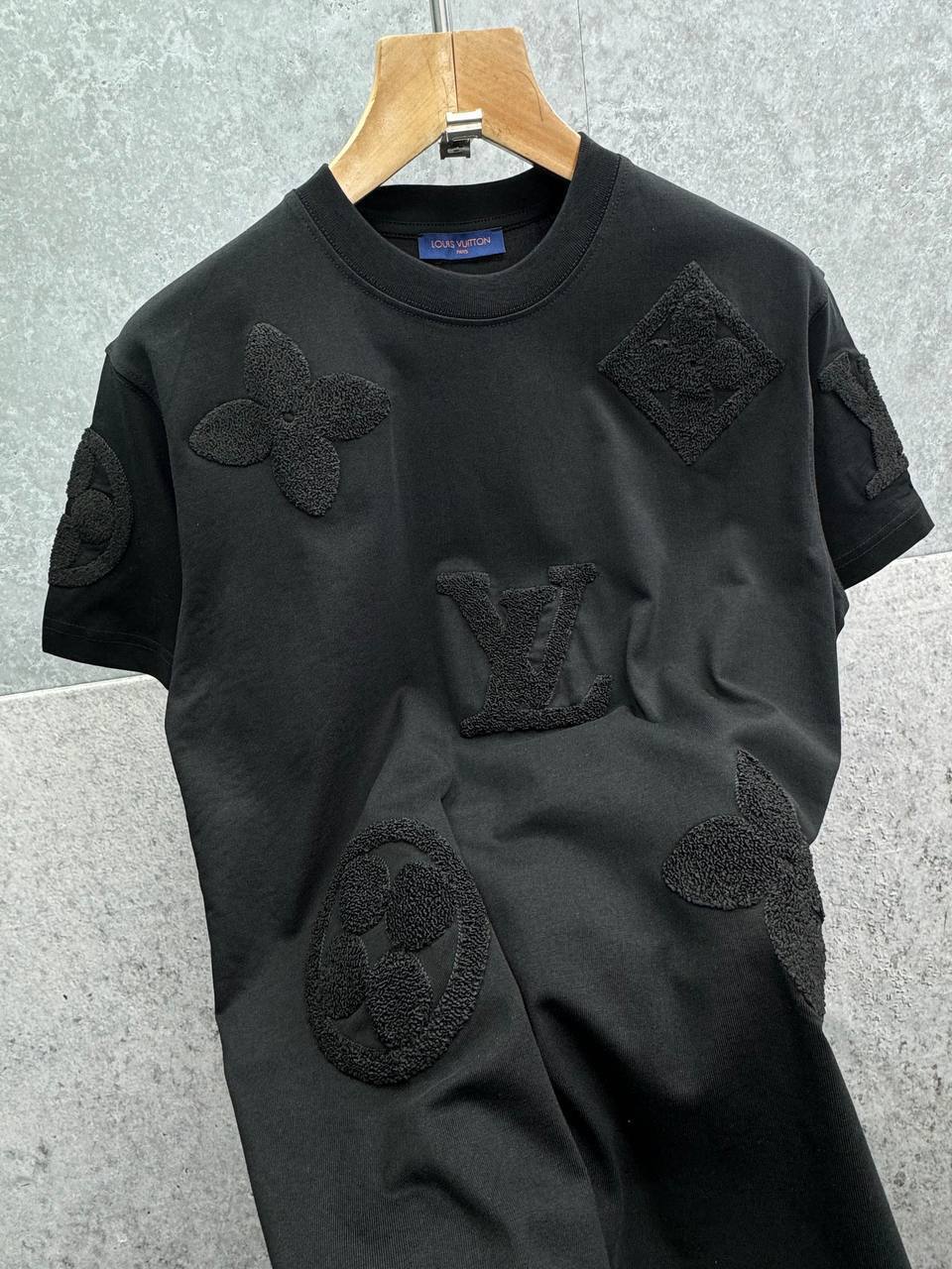 Louis Vuitton LV Patterned Monogram T-Shirts Men's Women's in 2 Colors Reps Sale UK Best Quality AAA Replica