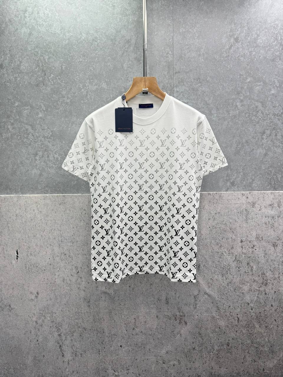 Louis Vuitton LV Monogram Gradient Cotton T-Shirts Men's Women's in 2 Colors Reps Sale UK Best Quality AAA Replica