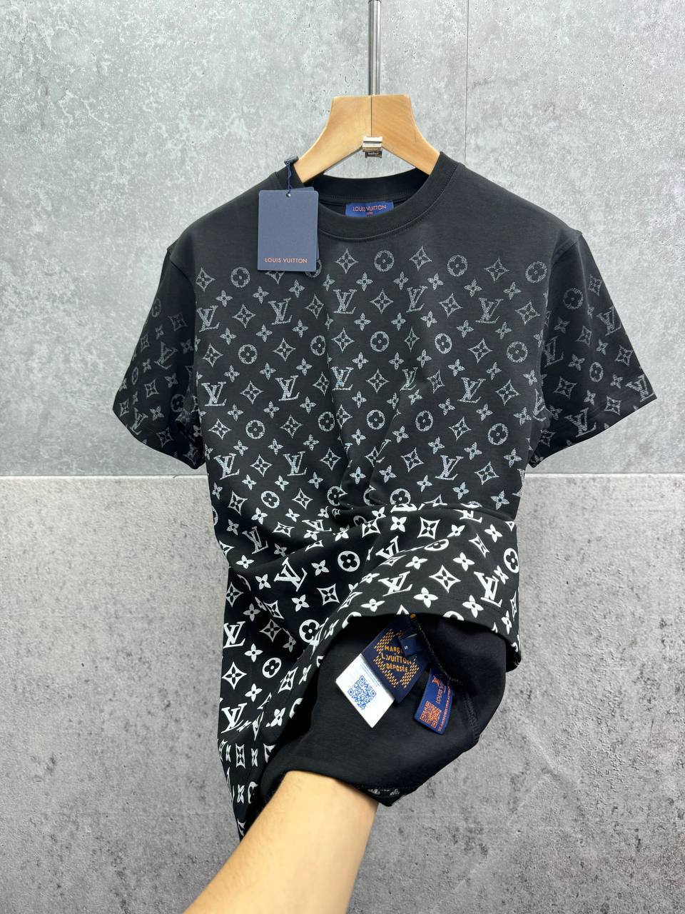 Louis Vuitton LV Monogram Gradient Cotton T-Shirts Men's Women's in 2 Colors Reps Sale UK Best Quality AAA Replica
