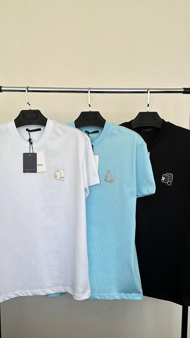 Louis Vuitton Embroidered Logo T-Shirts Men's Women's in Different Colors Reps Sale UK Best Quality AAA Replica