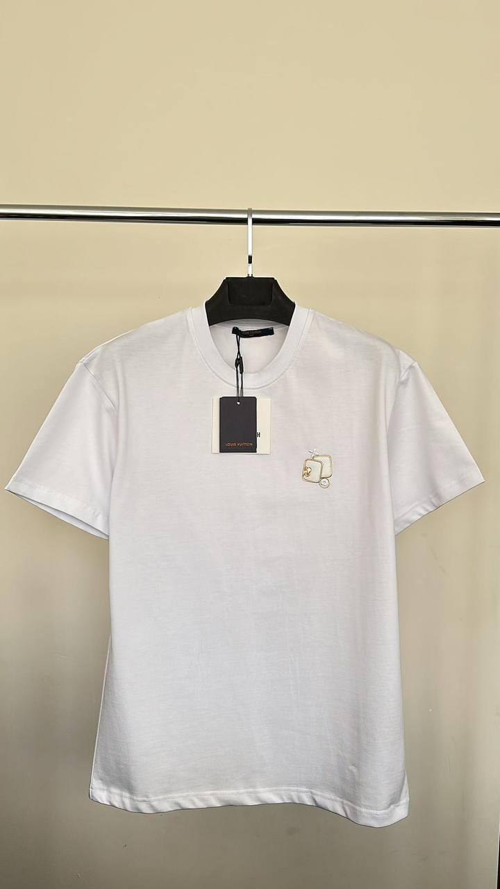 Louis Vuitton Embroidered Logo T-Shirts Men's Women's in Different Colors Reps Sale UK Best Quality AAA Replica
