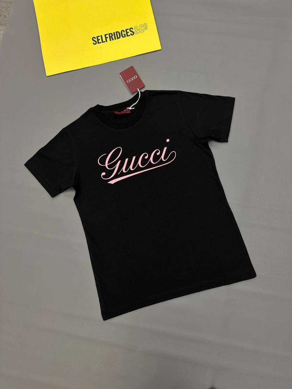 Gucci Pink Logo Print Cotton Men's Women's T-Shirts in 2 Colors Reps Sale UK Best Quality Sale AAA Replica