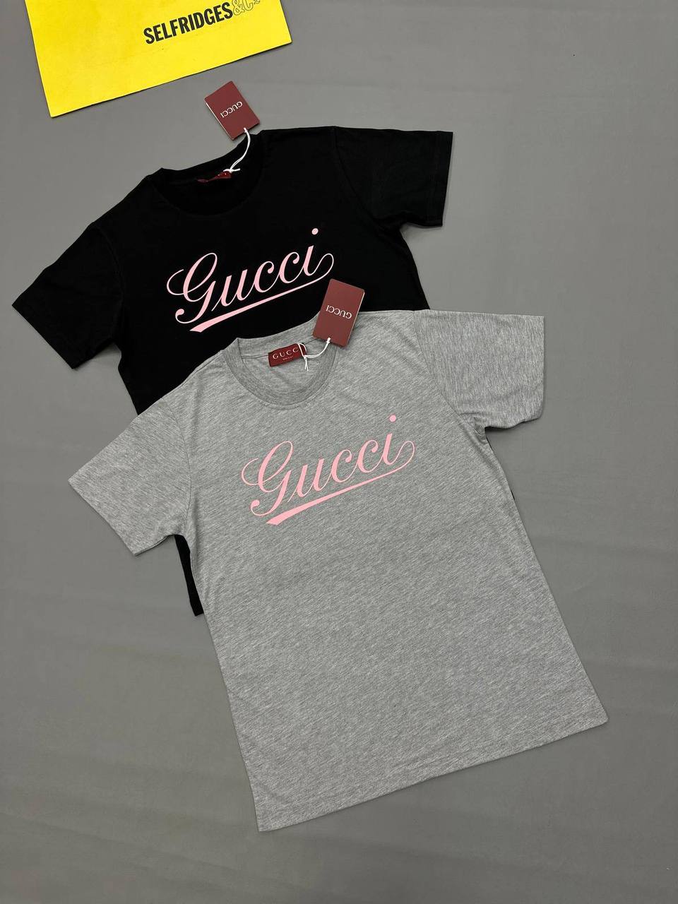 Gucci Pink Logo Print Cotton Men's Women's T-Shirts in 2 Colors Reps Sale UK Best Quality Sale AAA Replica