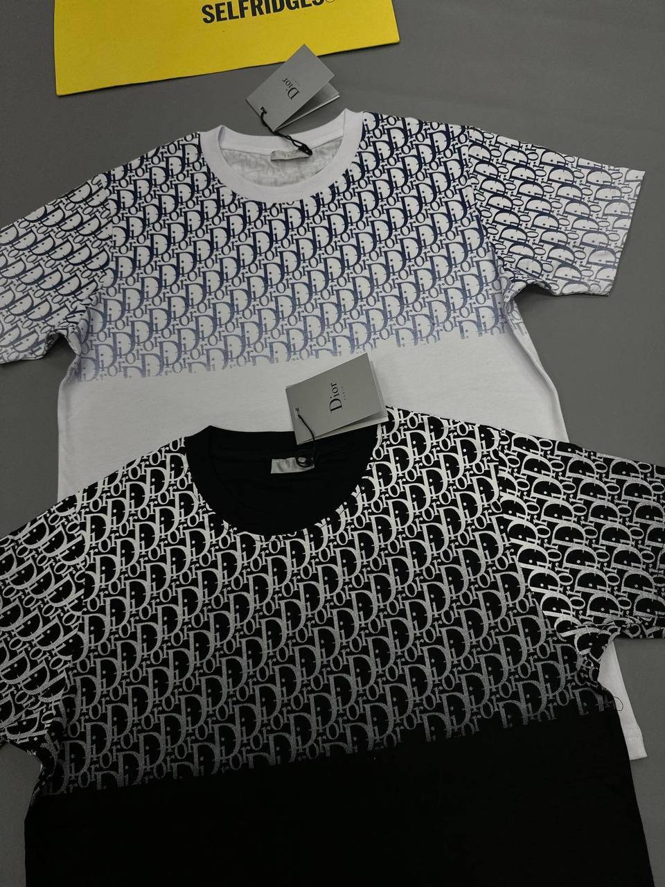 Dior Gradient Logo Men's Women's T-Shirt in 2 Colors Reps UK Best Quality AAA Replica