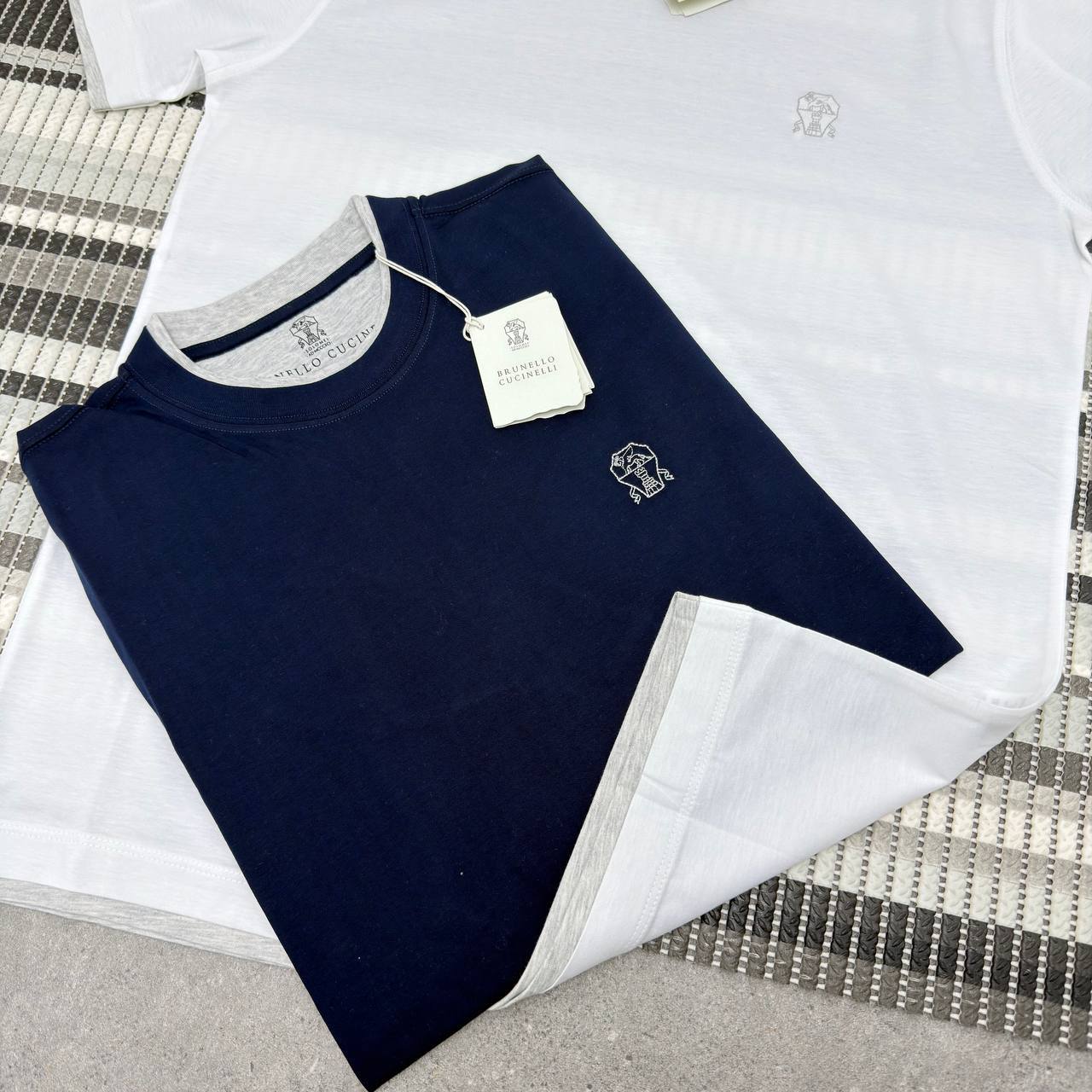 Brunello Cucinelli Short Sleeve Logo Men's Women's T-Shirt in 2 Colors Reps Sale UK Best Quality AAA Replica