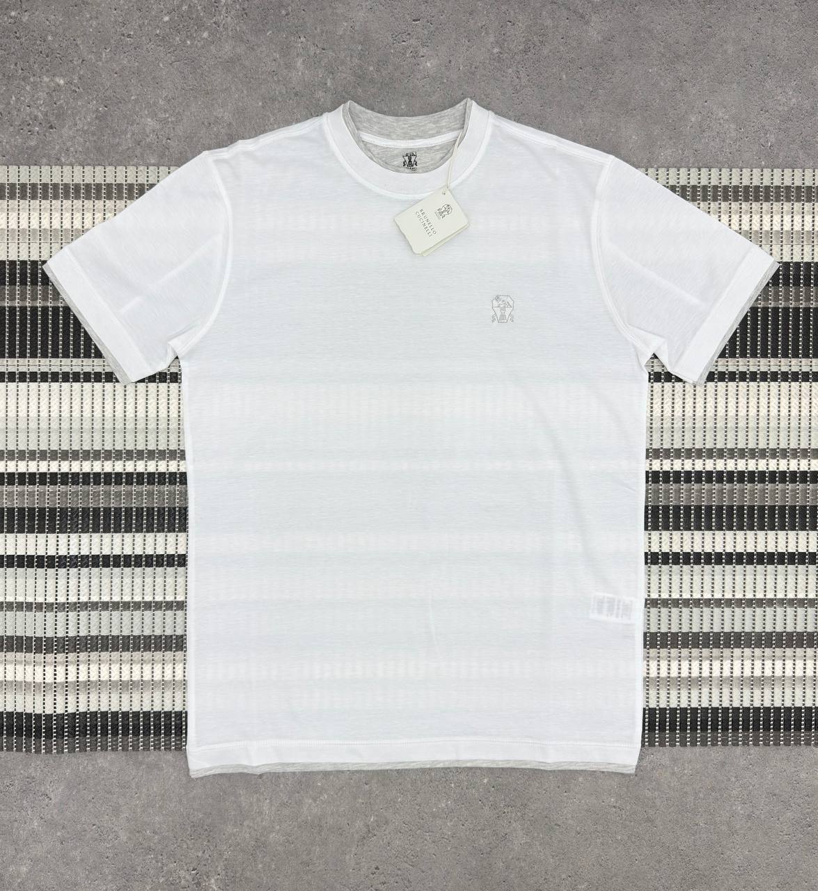 Brunello Cucinelli Short Sleeve Logo Men's Women's T-Shirt in 2 Colors Reps Sale UK Best Quality AAA Replica
