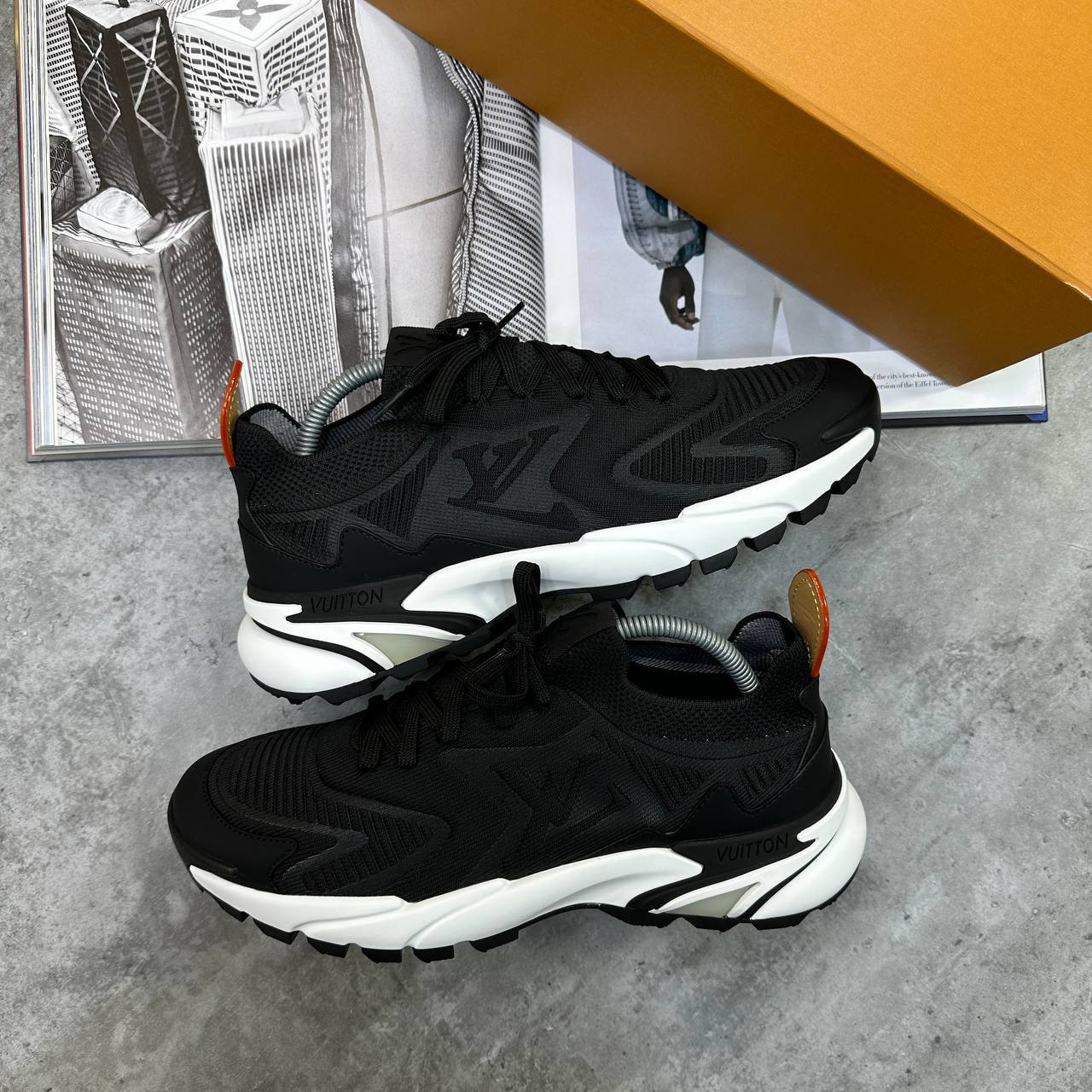Louis Vuitton LV Runner Tatic Black/White Men's Trainers Reps Sale UK Best Quality AAA Replica