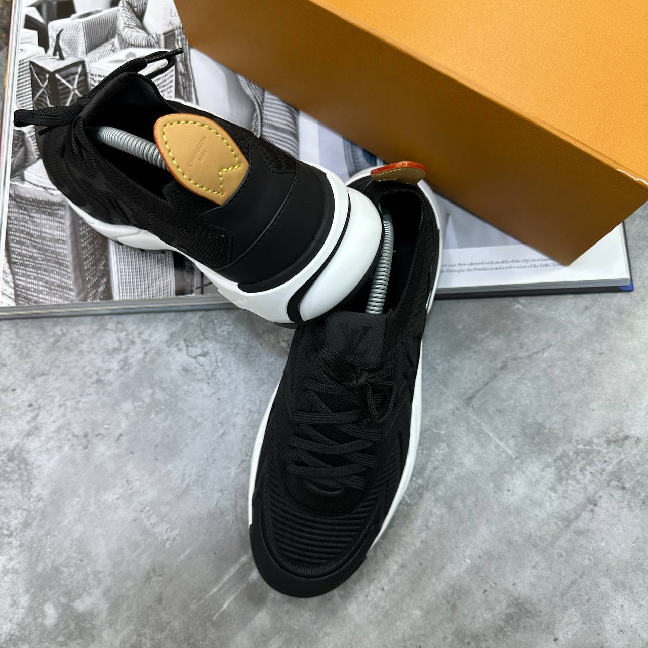 Louis Vuitton LV Runner Tatic Black/White Men's Trainers Reps Sale UK Best Quality AAA Replica