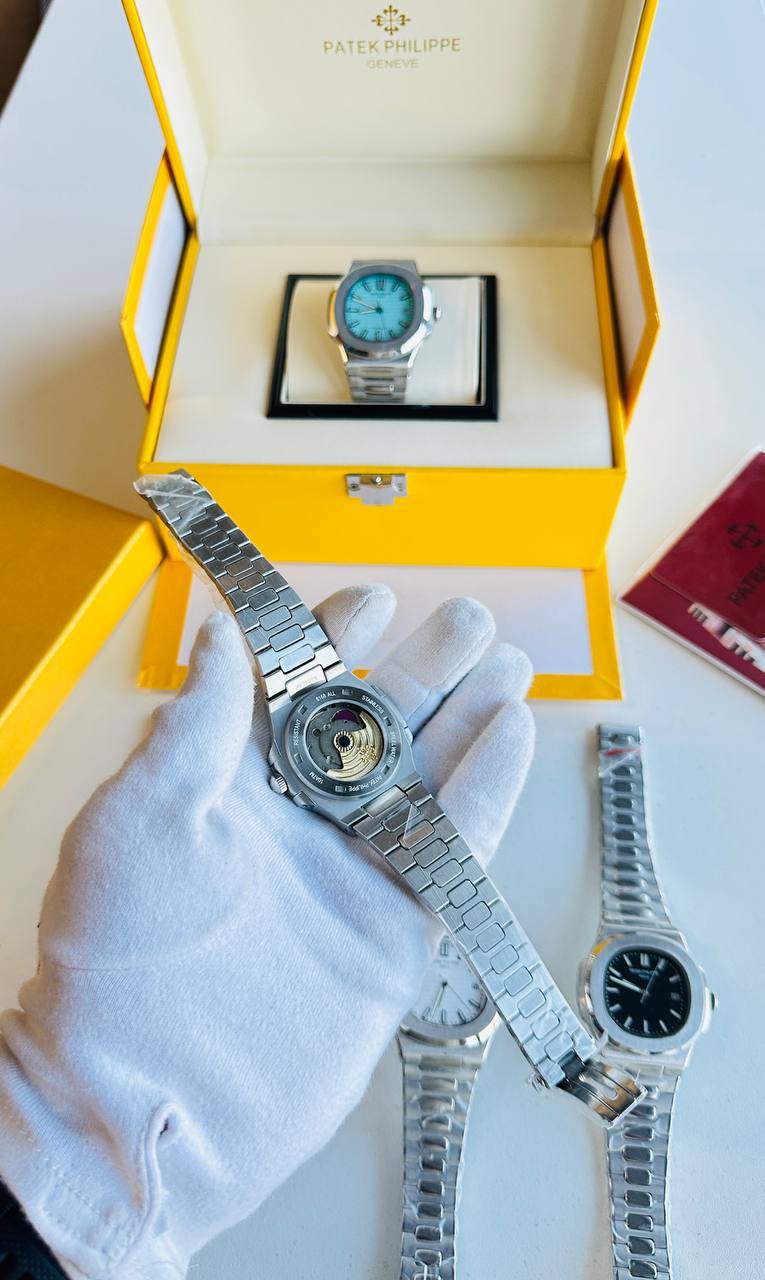 Patek Philippe Nautilus Ref. 7010/1G-013 Men's Watch in Blue Lacquered Dial and Silver Bracelet UK Best Quality AAA Reps