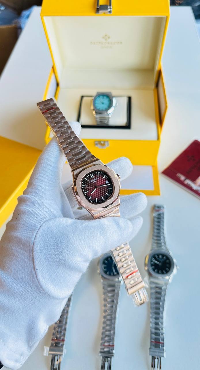 Patek Philippe Nautilus 5711/1R-001 Men's Watch in Rose Gold with a Brown Sunburst Dial Reps UK Best Quality Reps AAA Replica