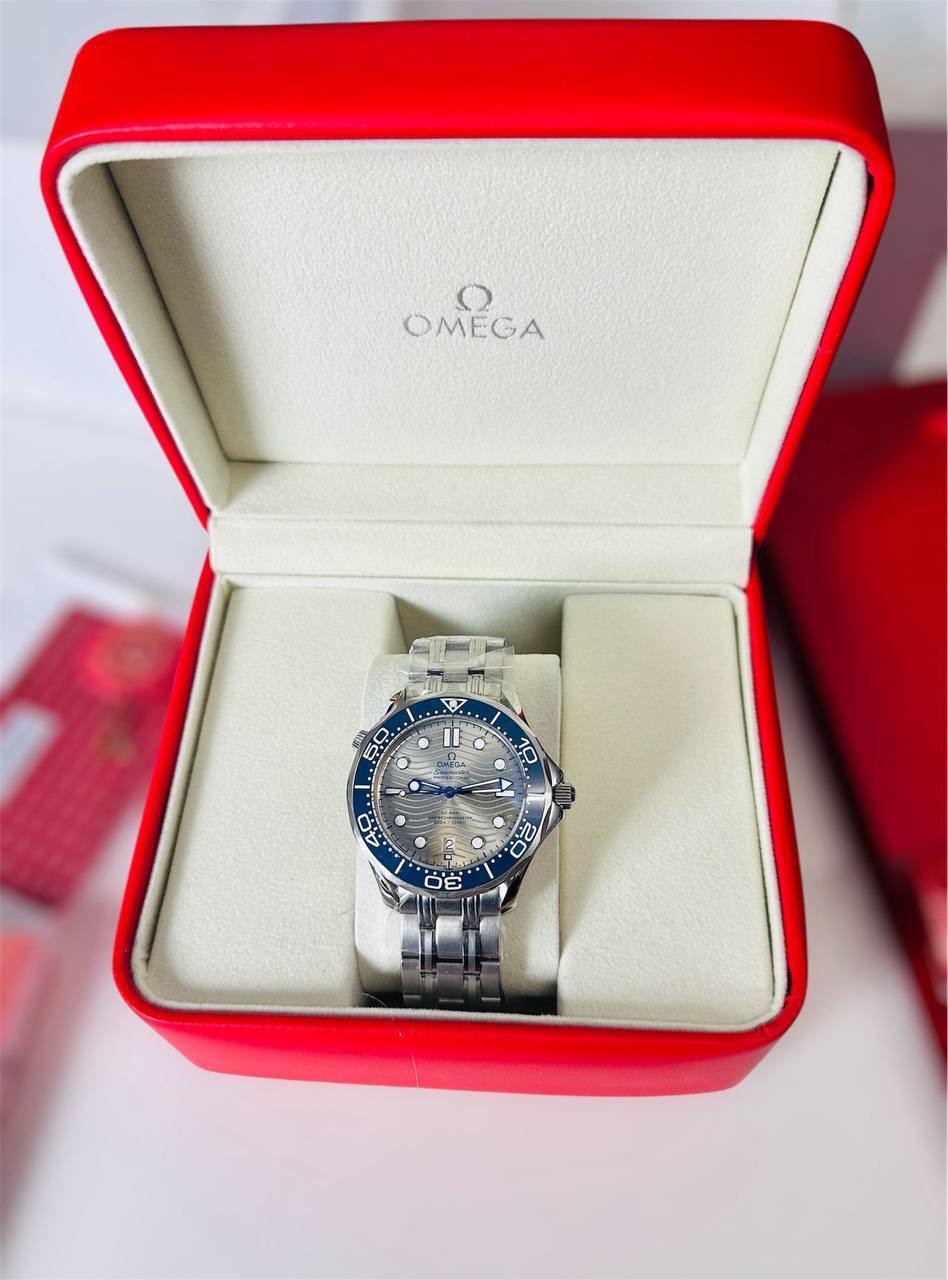 OMEGA Seamaster Diver 300M Men's Watch with Ceramic Rhodium Grey Dial and Stainless Steel Bracelet UK Best Quality Reps AAA Replica