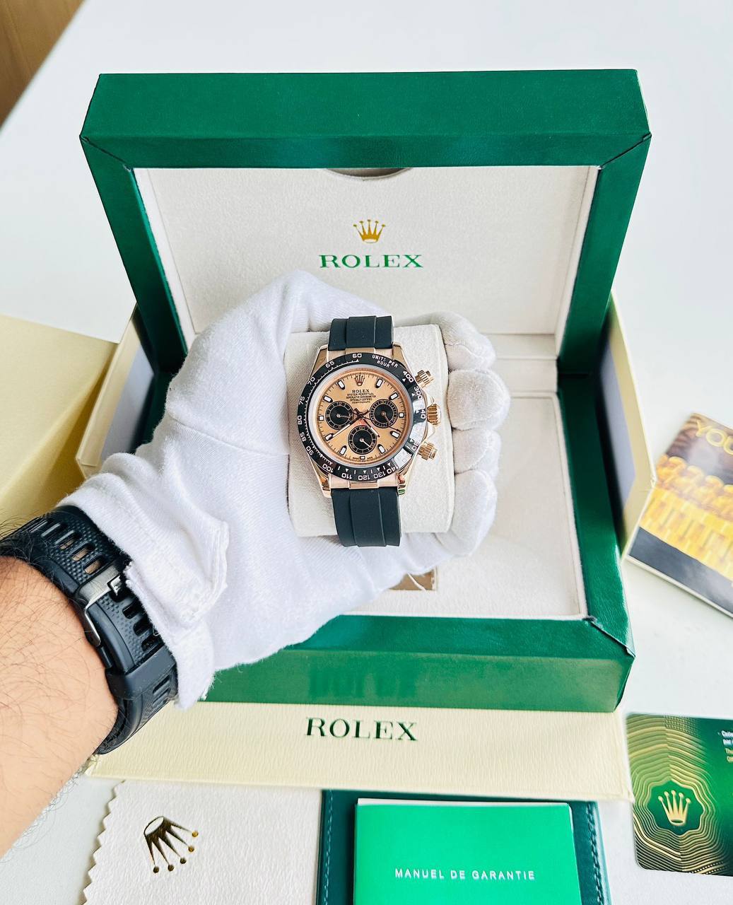 Rolex Cosmograph Daytona Men's Watch with an Everose Gold Case & Chocolate Dial and Black Oysterflex Rubber Strap Reps UK Best Quality Reps AAA Replica