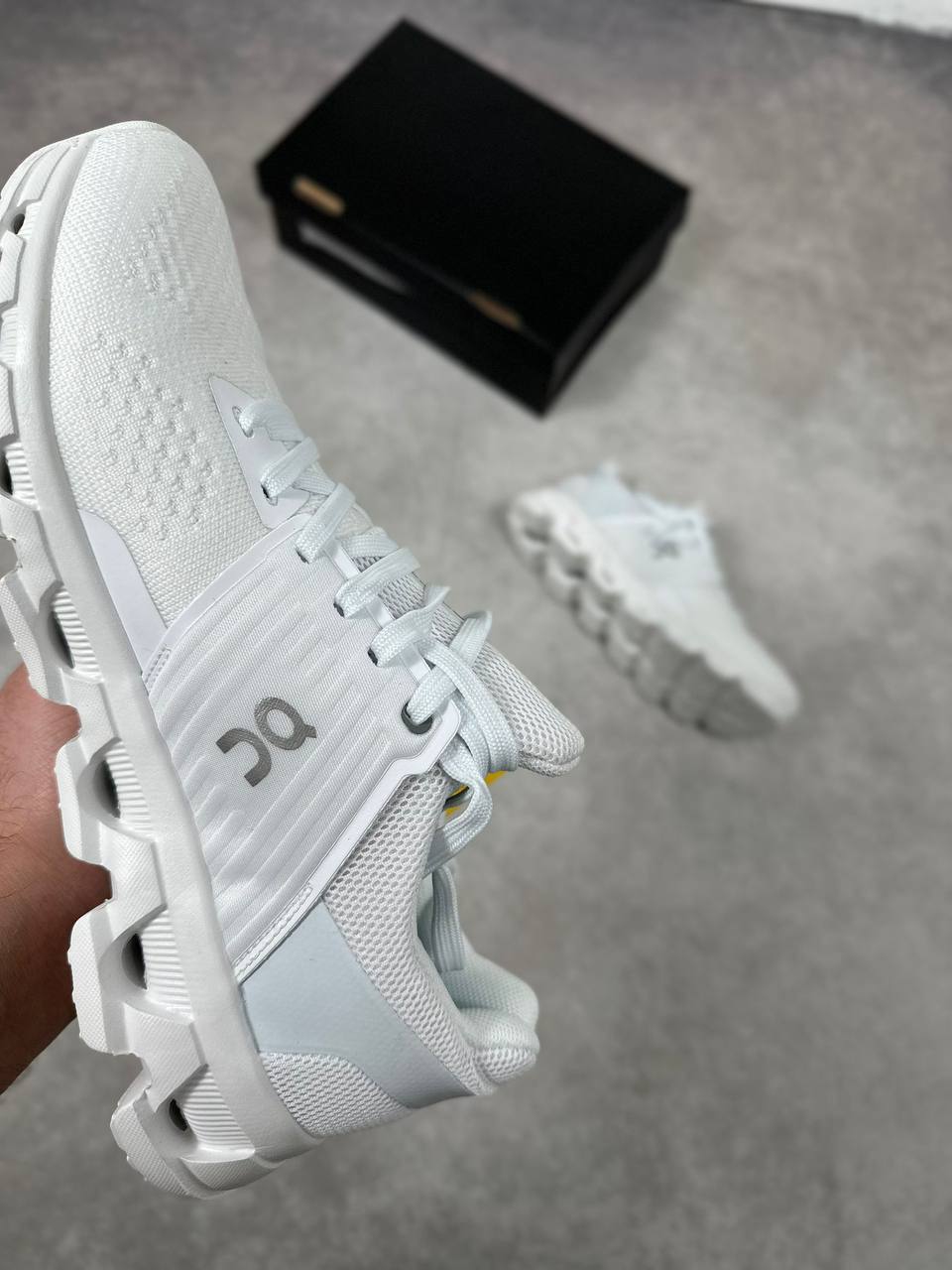 On Cloudswift 3 AD Running Trainers White Men's Reps UK Best Quality AAA Replica