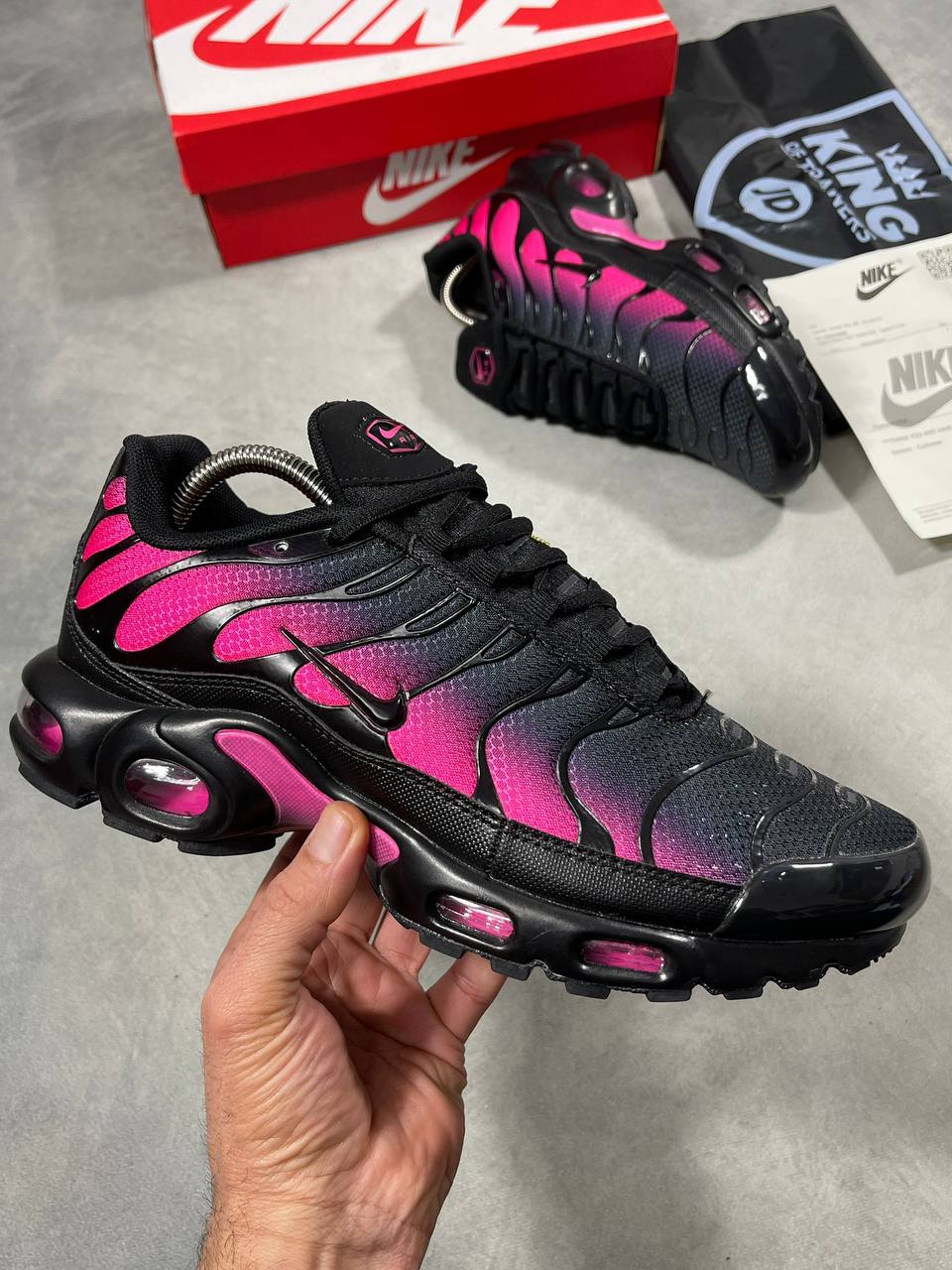 Nike TN Air Max Plus DM0032-020 "Black/Hyper Pink" Trainers Men's Reps UK Best Quality AAA Replica