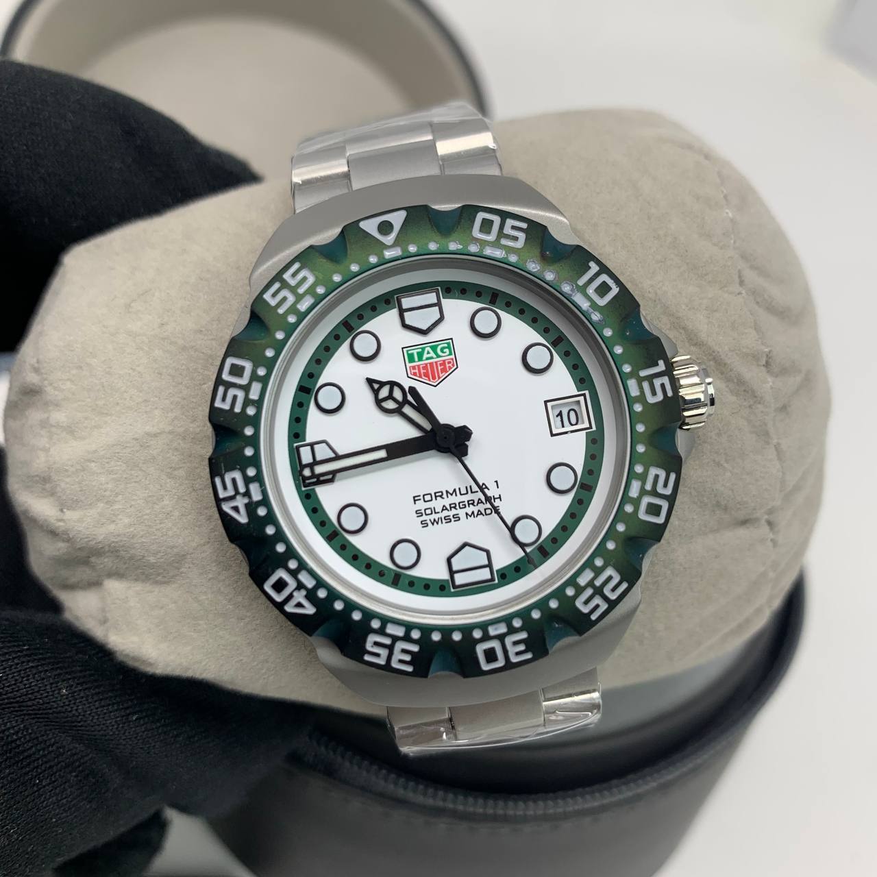 Tag Heuer Formula 1 Solargraph Men's Watch with Steel Case & Bracelet White Dial & Green Accent Model Reference: WBY1113.BA0042 UK Replica AAA Best Quality Reps