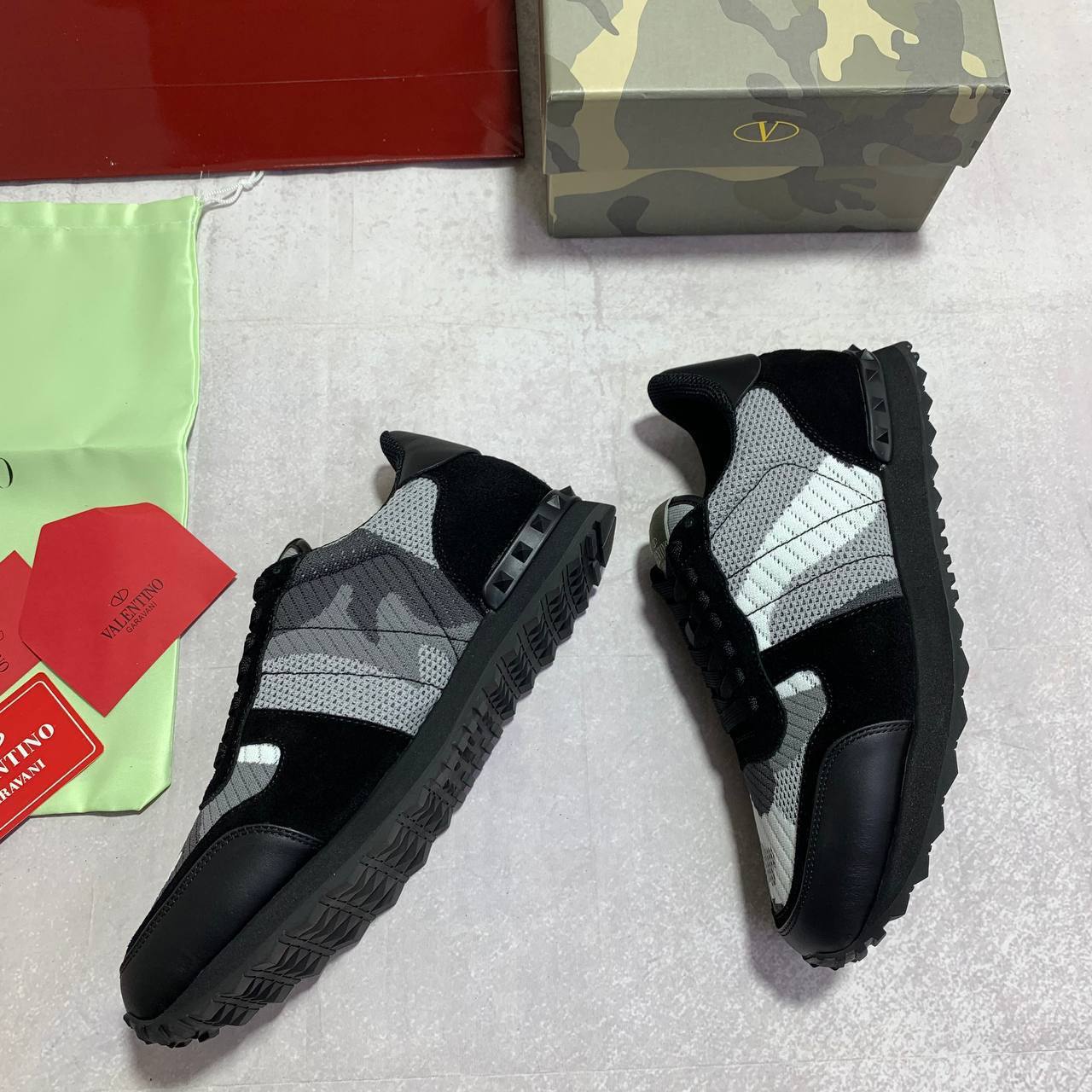 Valentino Garavani Rockrunner Black Camouflage Sneaker Men's Reps UK Best Quality AAA Replica