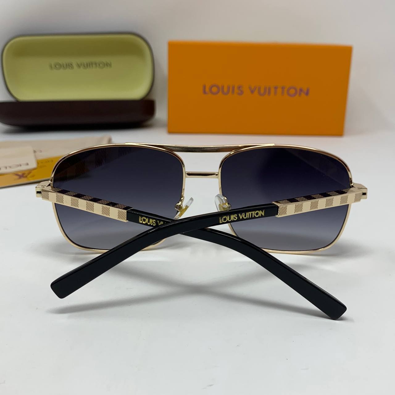 Louis Vuitton Classic Aviator Sunglasses Gold Metal with Gradient Lenses Men's Reps Sale UK Best Quality Sale AAA Replica