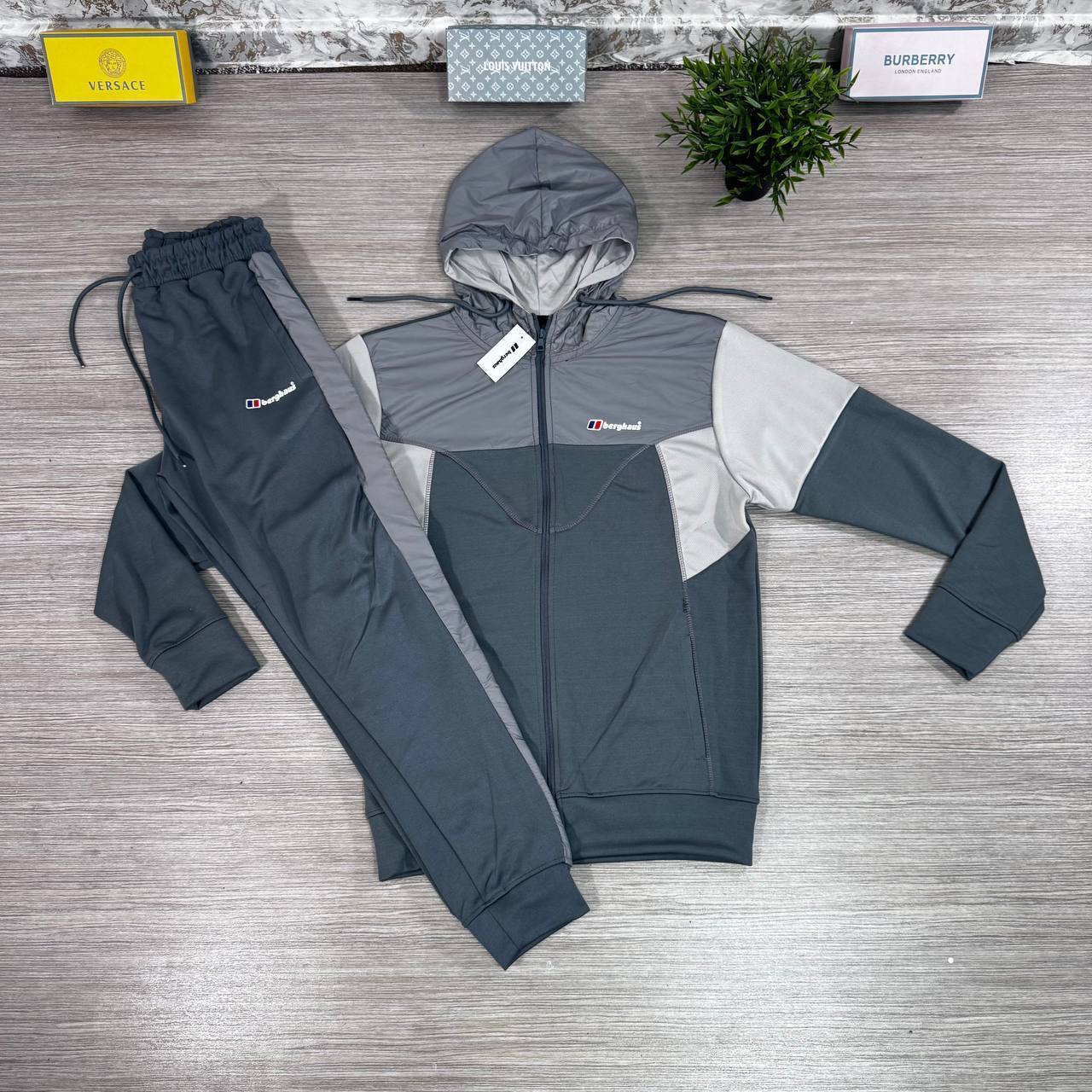 Berghaus Activewear Stylish Hooded Tracksuits Mens in Different Colors Reps Sale UK Best Quality AAA Replica