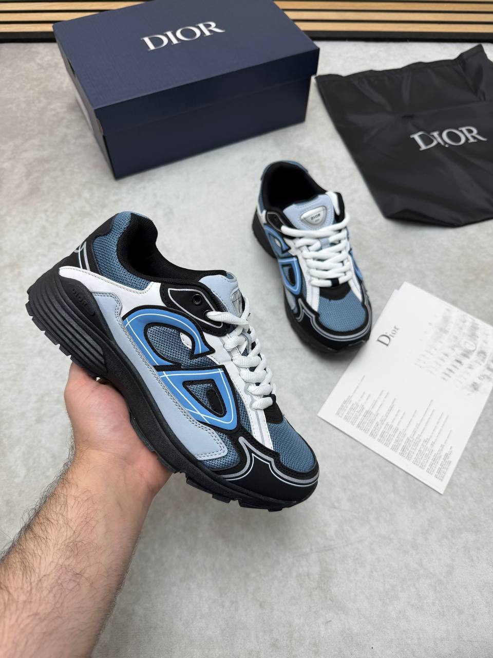 Dior B30 Men's Technical Mesh Sneakers in Light Blue / Black Colorway Sneakers Men's Trainers Reps Sale UK Best Quality AAA Replica