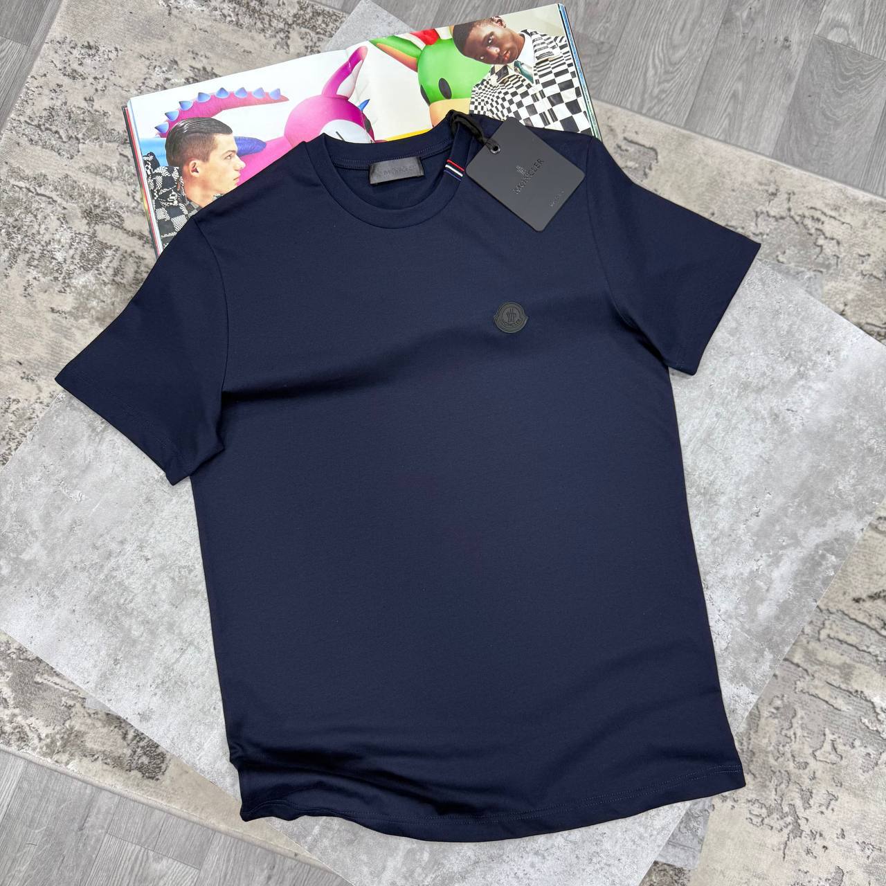 Moncler T-Shirt en Coton à Empiècement Logo in Different Colour Men's Women's Reps Sale UK Best Quality Replica