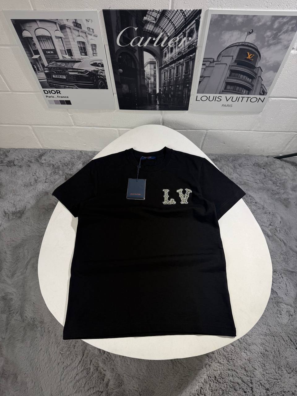 Louis Vuitton Organic Cotton Embellished Short-Sleeved T-Shirts Men's Women's LV Signature in 2 Colors Reps UK Best Quality Sale AAA Replica