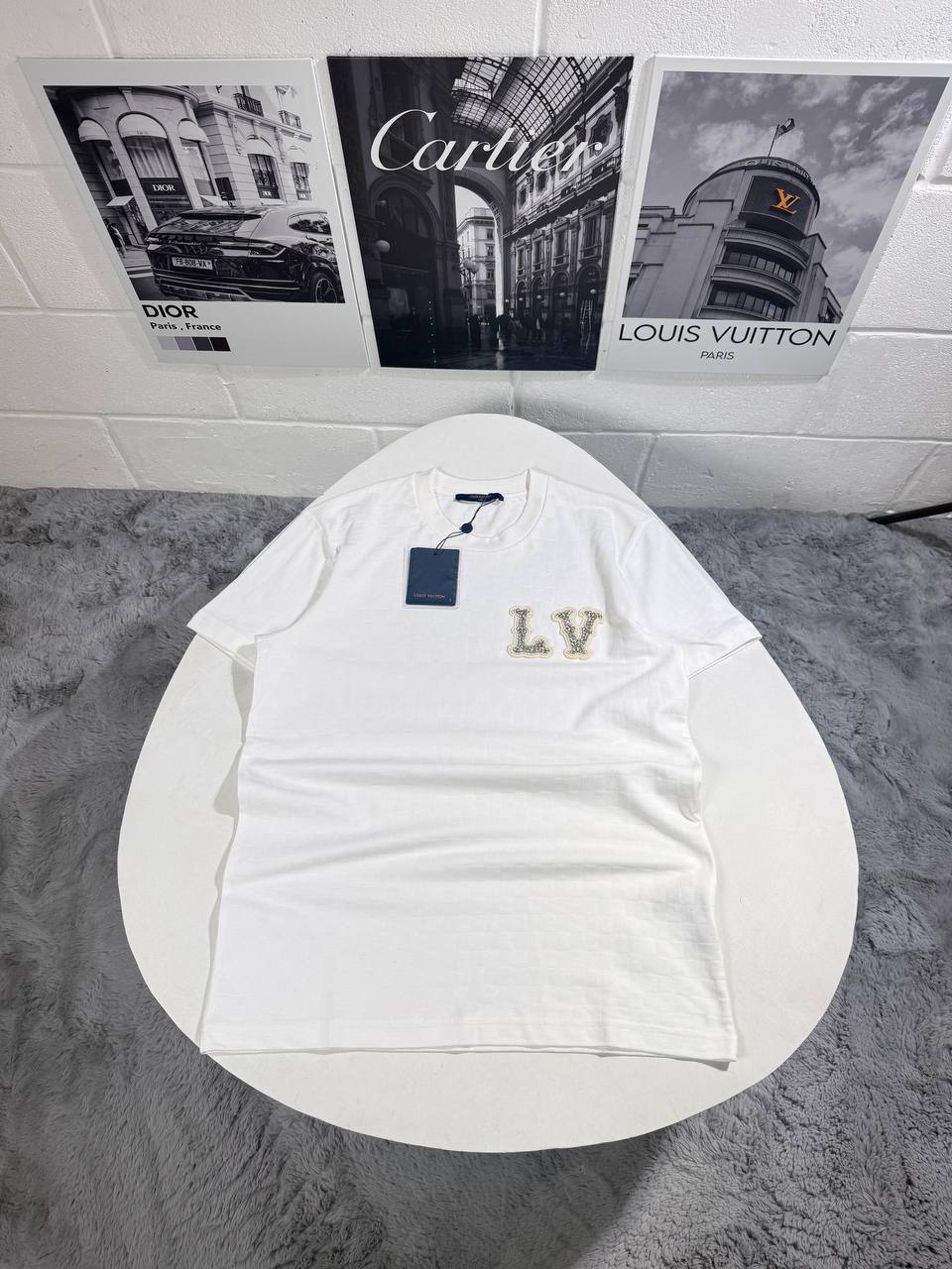 Louis Vuitton Organic Cotton Embellished Short-Sleeved T-Shirts Men's Women's LV Signature in 2 Colors Reps UK Best Quality Sale AAA Replica