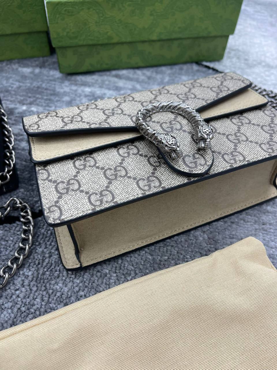 Gucci Dionysus Classic GG Supreme Canvas Shoulder Bag Women's in Beige Reps Best Quality AAA Replica