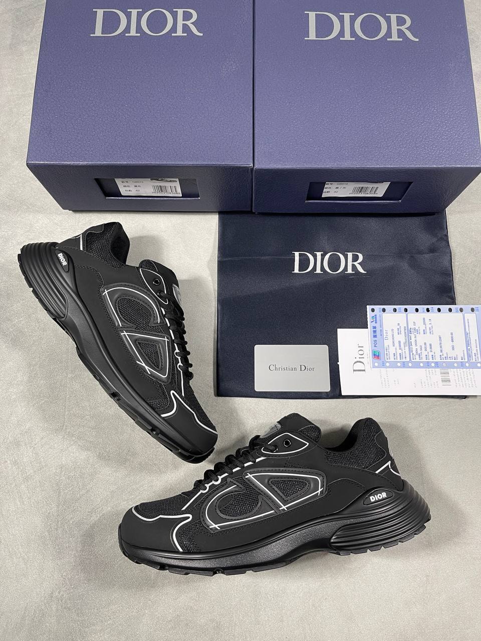 Dior B30 Triple Black Men's Sneakers Reps UK Best Quality AAA Replica